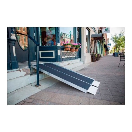 Ez-Access SUITCASE Singlefold Ramp SFAS04 - 4'L x 29-1/2inW - 800 Lb. Capacity SUITCASE SFAS04